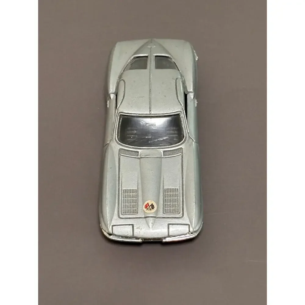 1996 Maisto '63 Corvette Split Window 1:38 Silver Diecast Door Open Rubber Tires